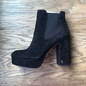 Like New Sam Edelman Abella Black Suede Platform Booties Size 9